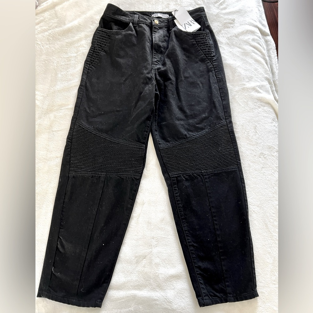 Zara mom jeans, color black, size 10